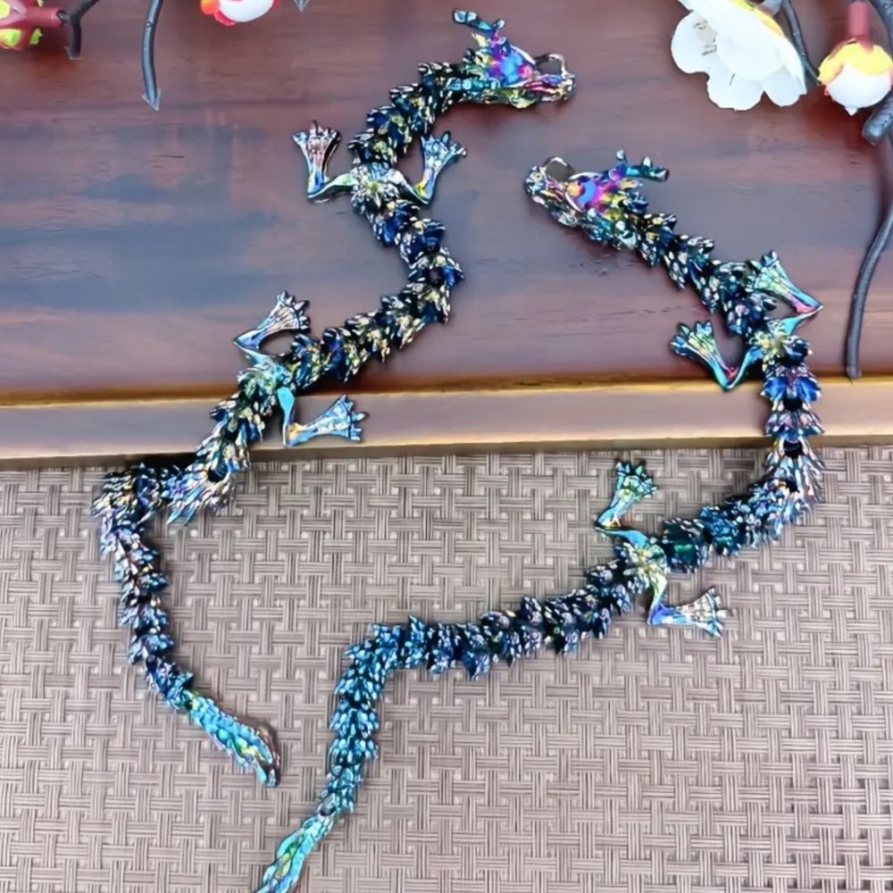 Iridescent metal Dragon - Picture 2 of 4